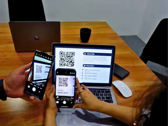 How To Scan a QR Code on iPhone